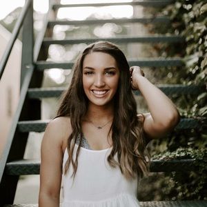 Meet your Posher, Lexy